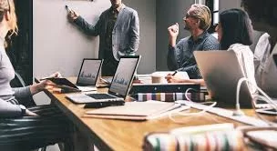 Phần mềm quản lý công ty luật cần phân quyền những hạng mục nào